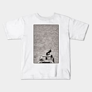 A birdwatcher watches the clifftop birds from the walkway - Mull of Galloway Foghorn - Scotland Kids T-Shirt